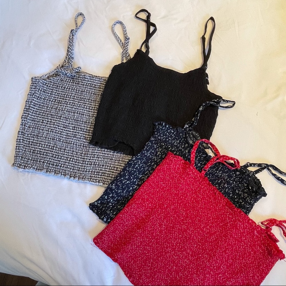 Bundle of 4 Brandy Melville Tank tops